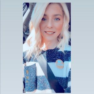 Hiiiii!👋🏼 Check out my closet!🖤